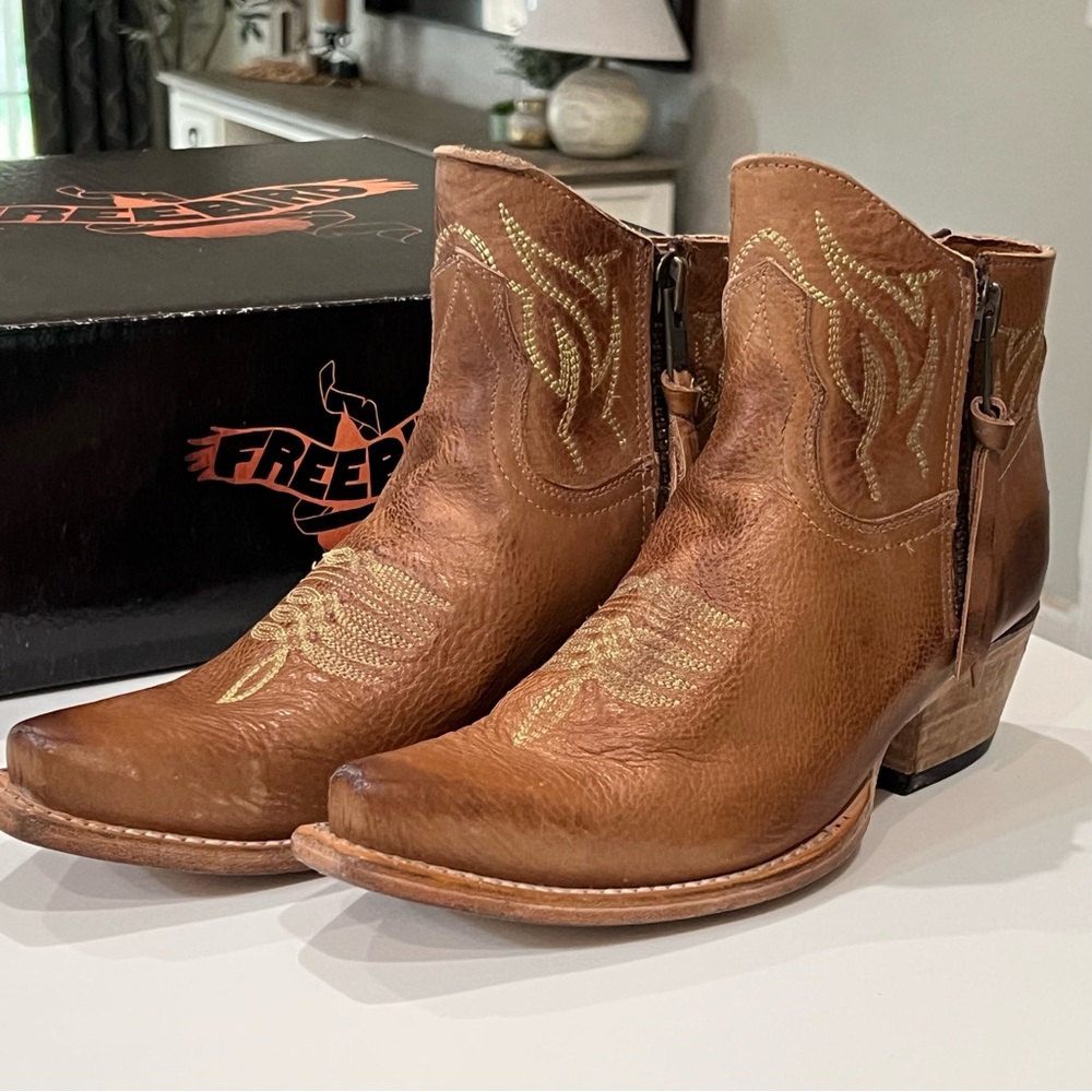 Freebird Wolfie Ankle Boots